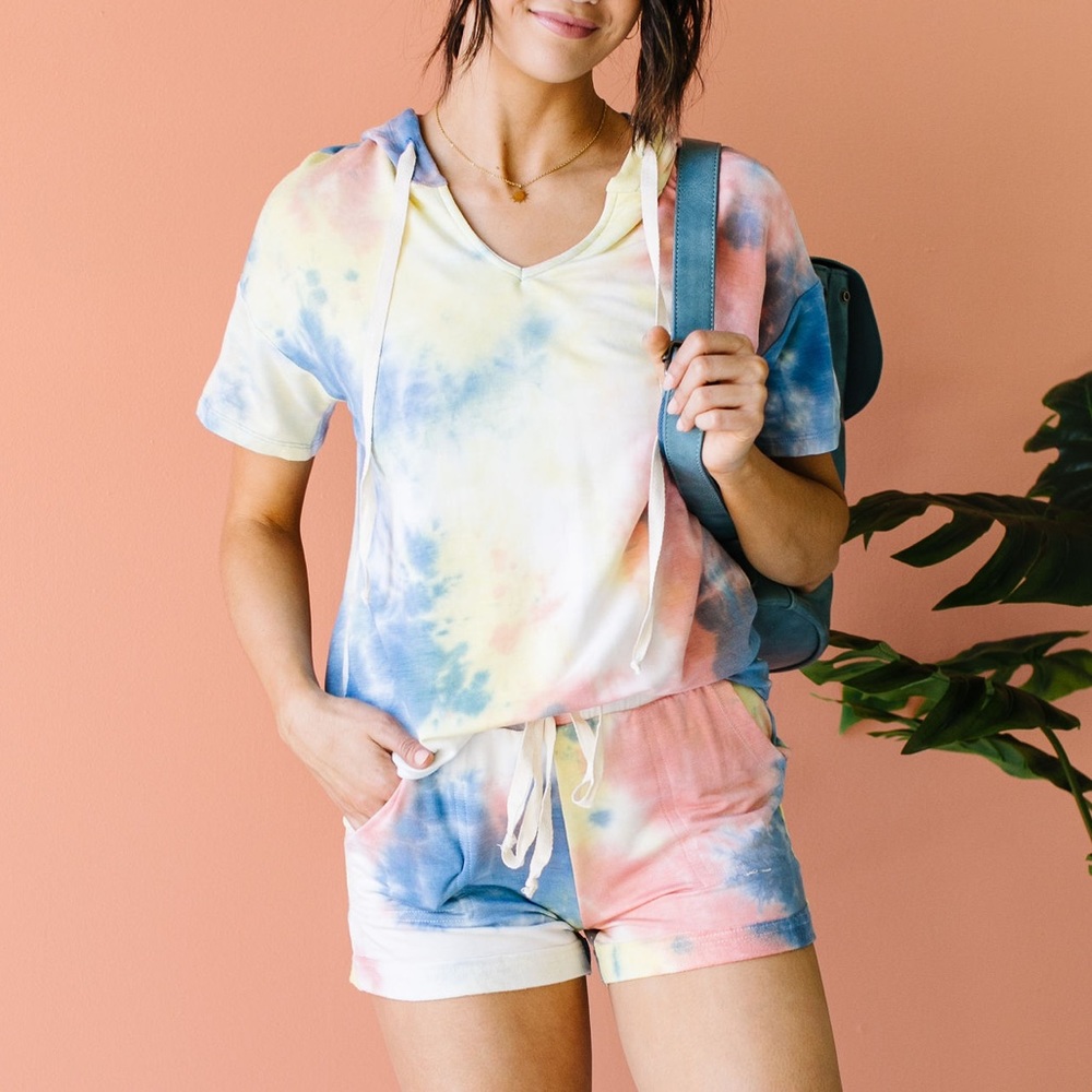 Tie the Knot Shorts in Pink - Picture 8 of 8